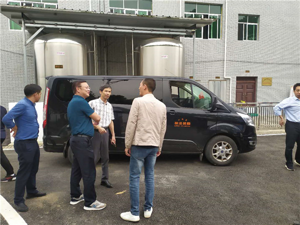 省农村农业厅到陈氏蛇业